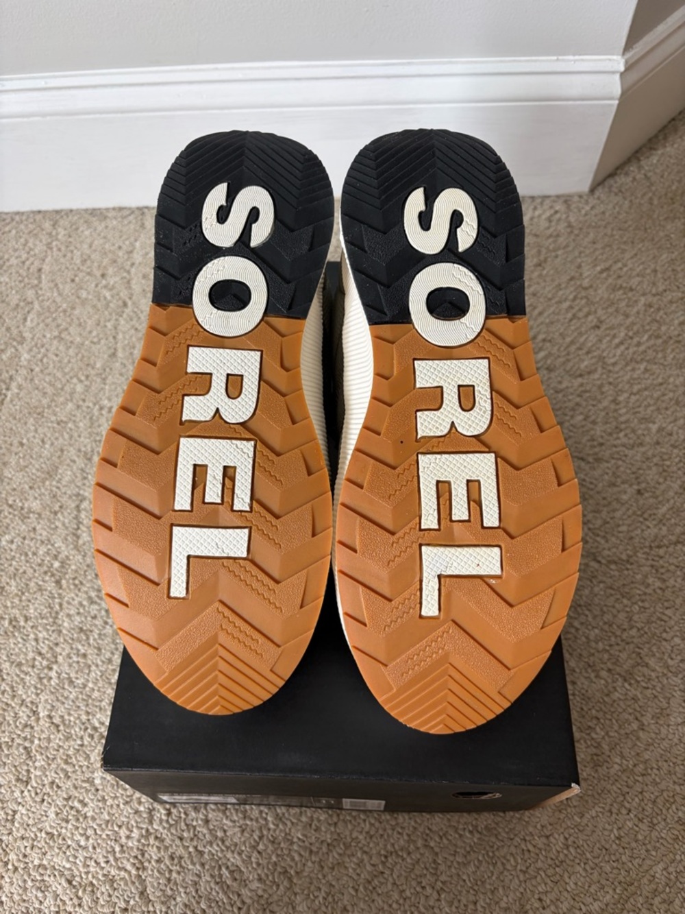 Sorel Kids Olive Green Lace-Up Mesh & Suede Sneakers - Picture 8 of 9